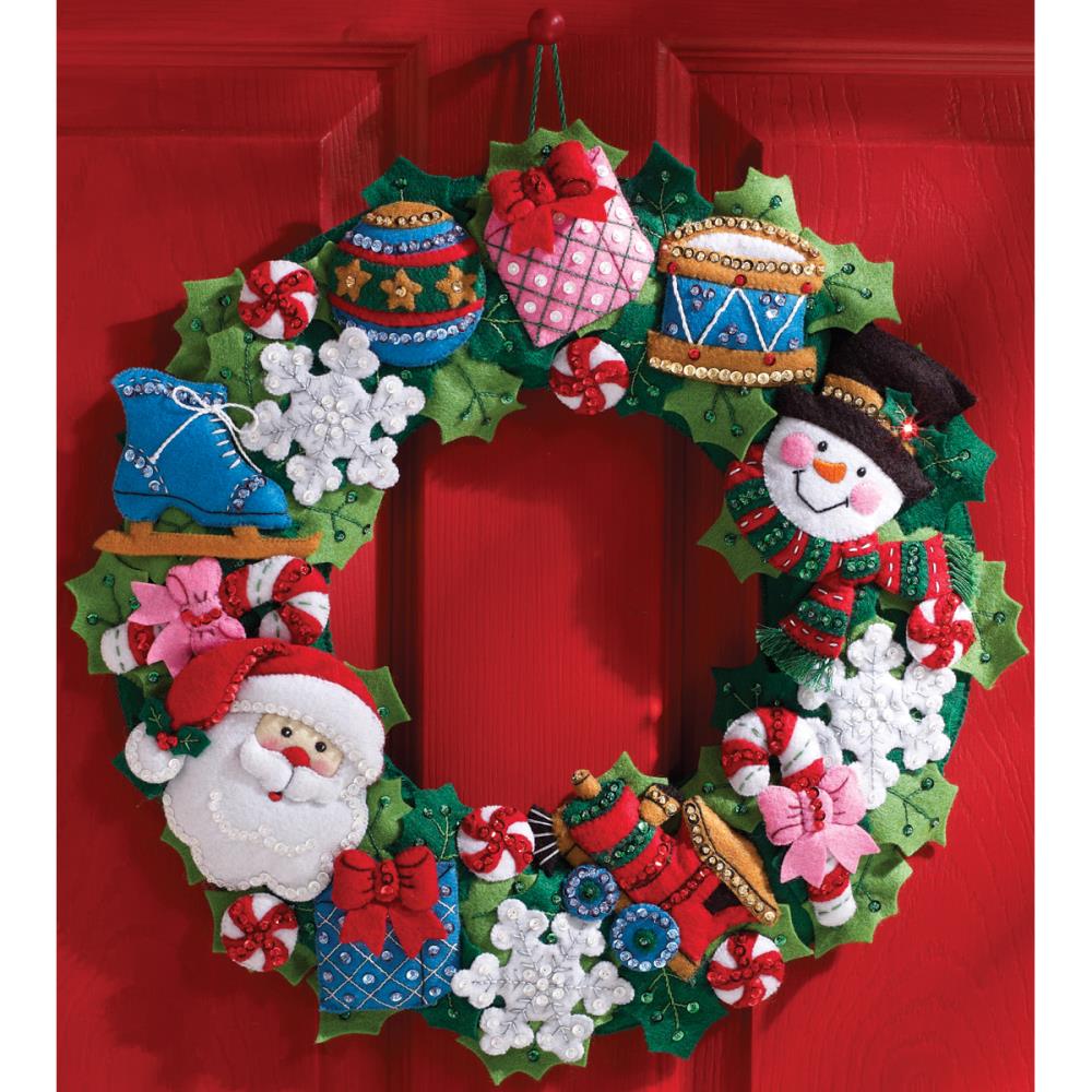 Christmas Toys Wreath Bucilla Felt Applique Kit