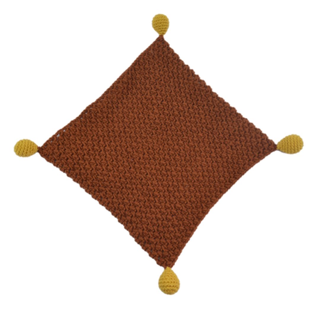 Circulo Amigurumi Kit "Lovey Blanket" Lion