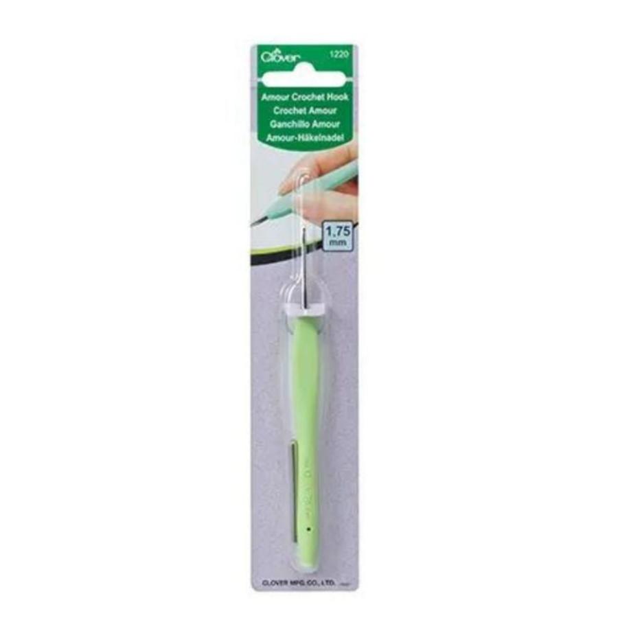 Clover Amour Crochet Hook 1.75mm