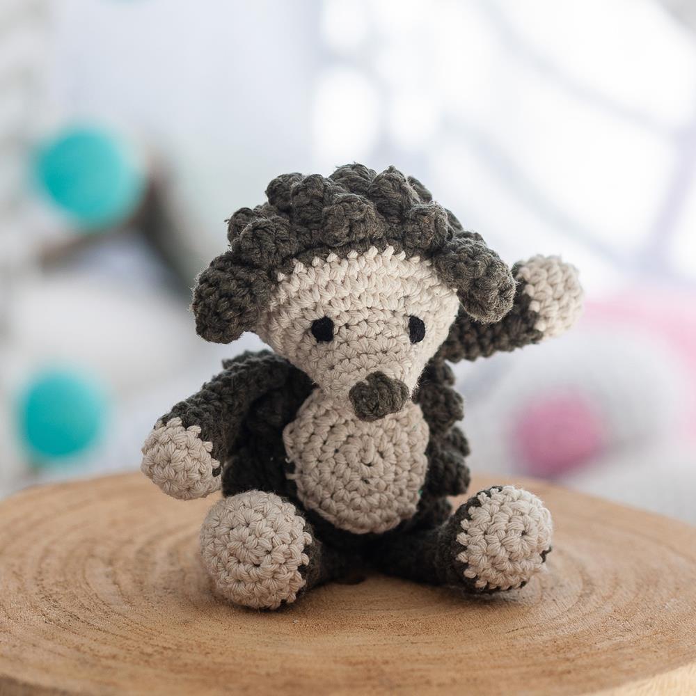 Hoooked Crocheted Amigurumi "Hazel" Hedgehog Kit