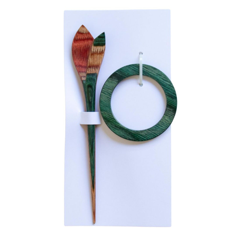 Flora Lily Timber Shawl Pin