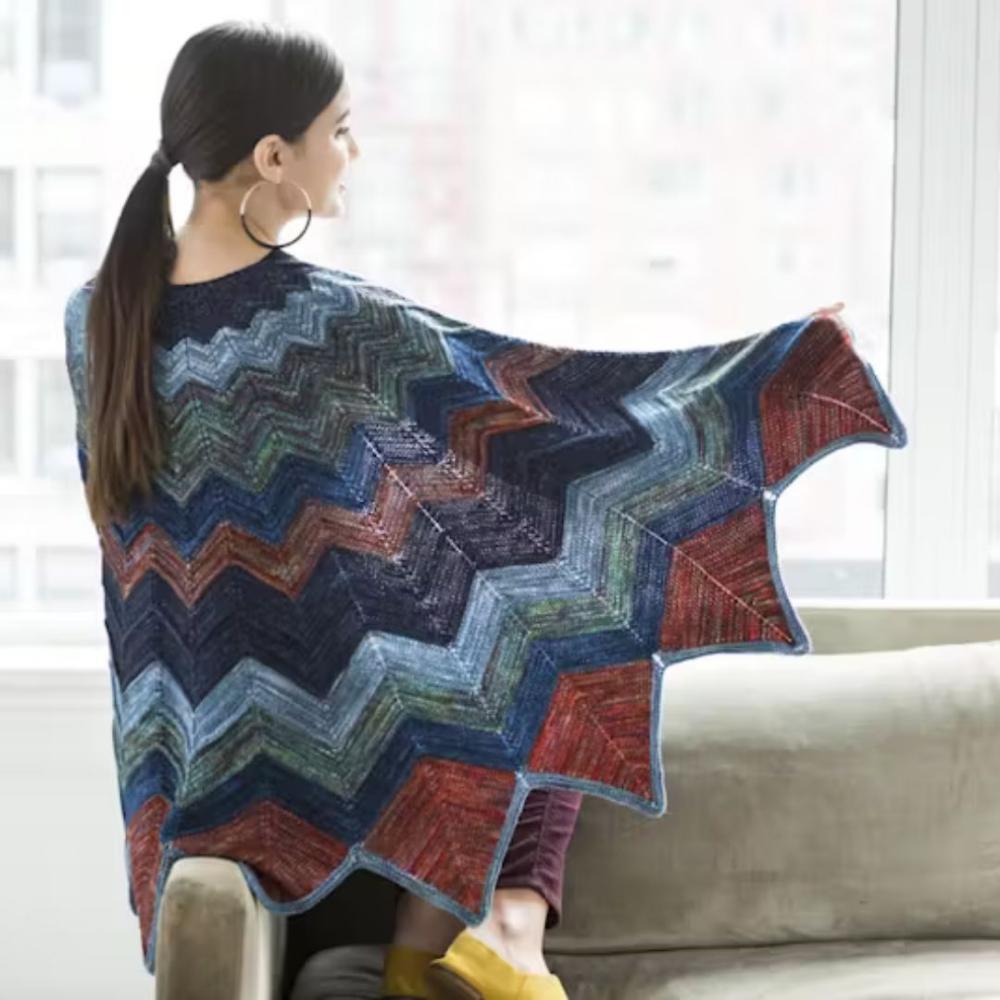 Malabrigo Book 17 "Ponchos & Familia"