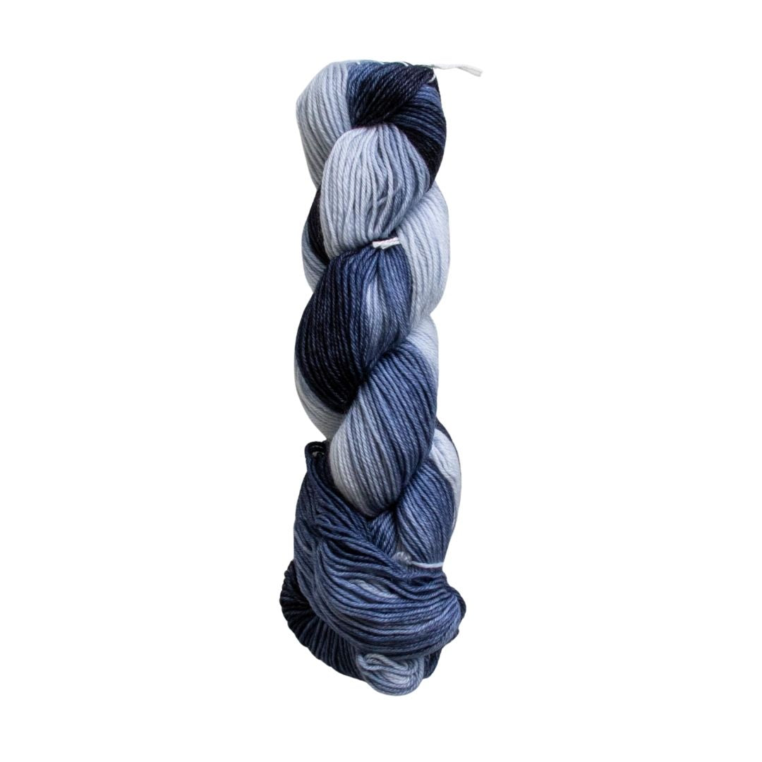 Fiori Gradient Sock Hand Dyed 4 Ply 007 Midnight Frost