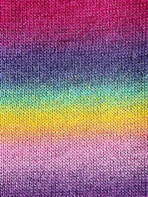 Louisa Harding Amitola Grande 12 Ply 551 Amour